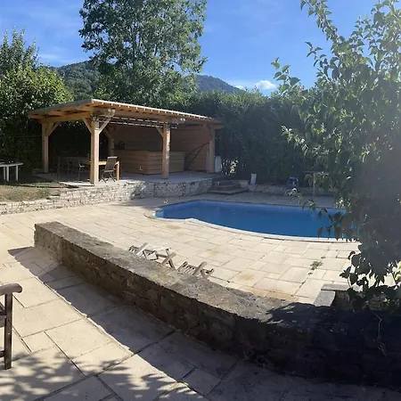Quiet With Private Pool Near Geneva * Cervens